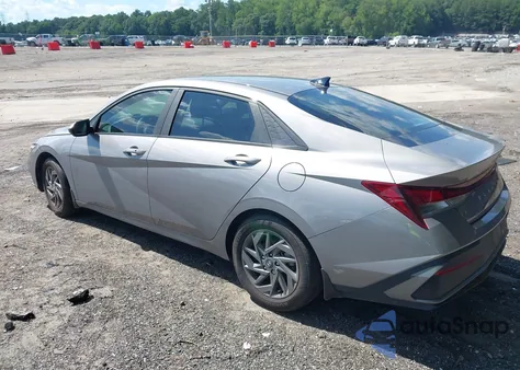 2024 Hyundai Elantra Sel из США, поврежденный, VIN KMHLM4DG3RU773319